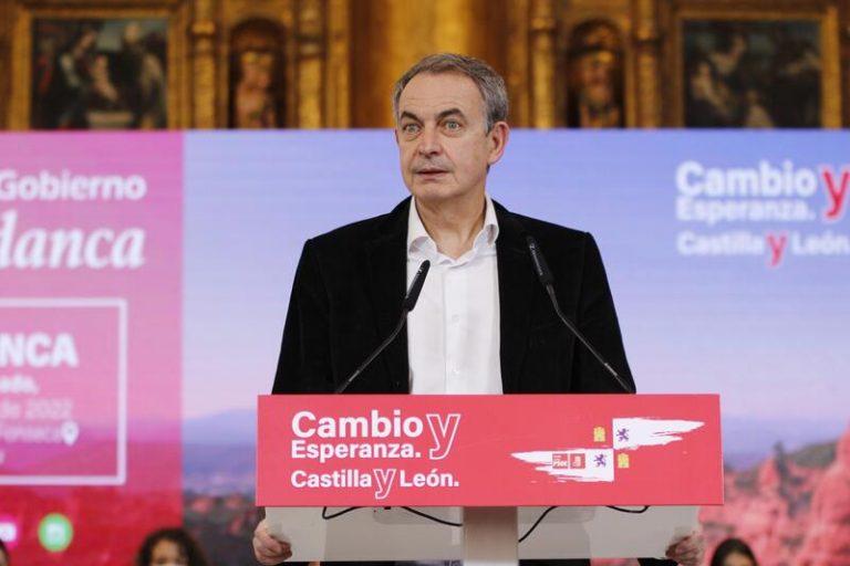 Zapatero acusa al PP de 