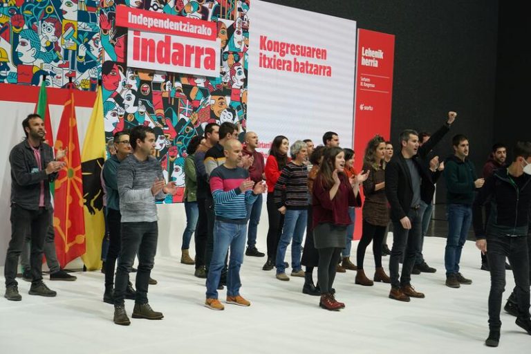 La nueva dirección de Sortu liderada por Arkaitz Rodríguez y con David Pla recibe el apoyo del 89% de los militantes