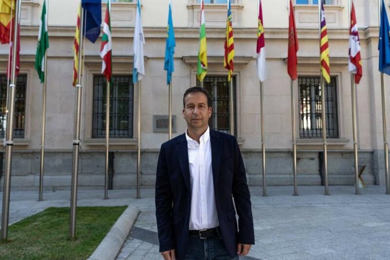 Cs acusa al Gobierno de 