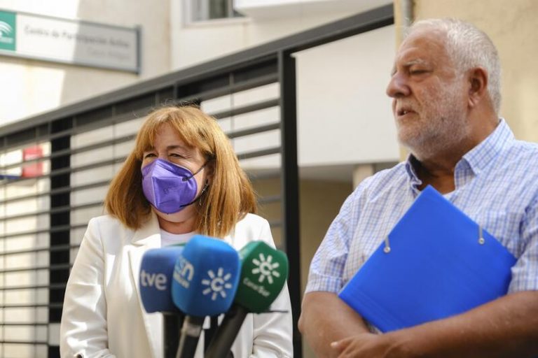 El PSOE-A reprocha a Moreno que la Junta se ha convertido en 