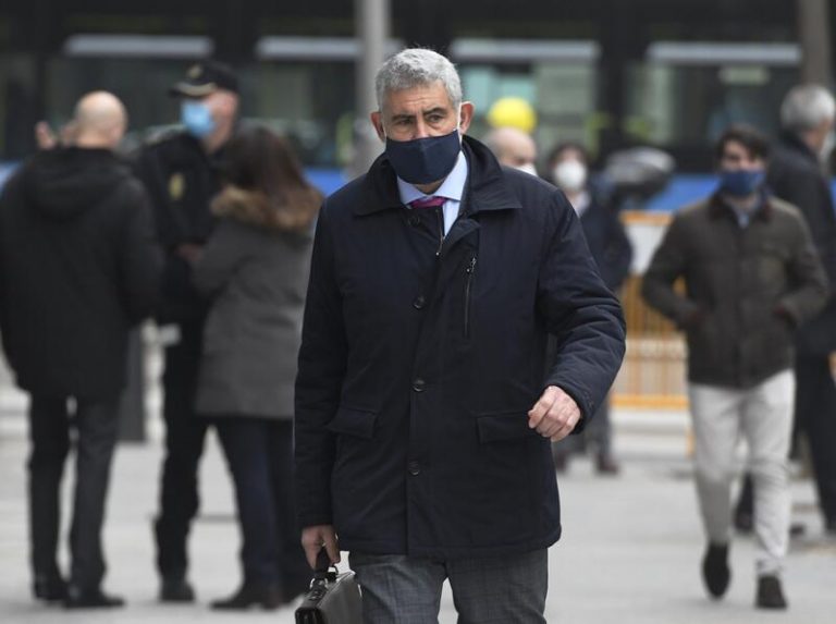 El socio de Villarejo niega ilegalidades y achaca los audios comprometedores a los excesos verbales del comisario