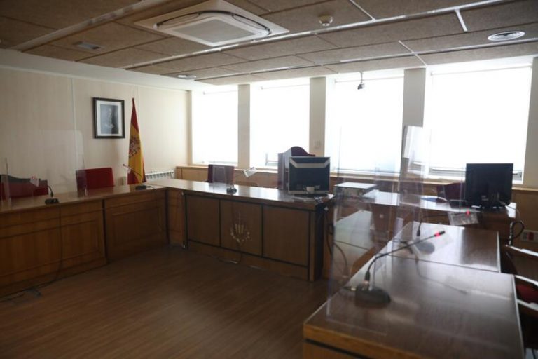 JJpD y la UPF abren el plazo de solicitudes para el proyecto de preparación gratuita de opositores sin recursos