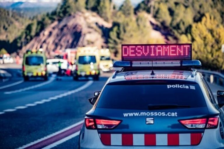 3 muertos en un accidente múltiple en la AP-7 en Barberà del Vallès