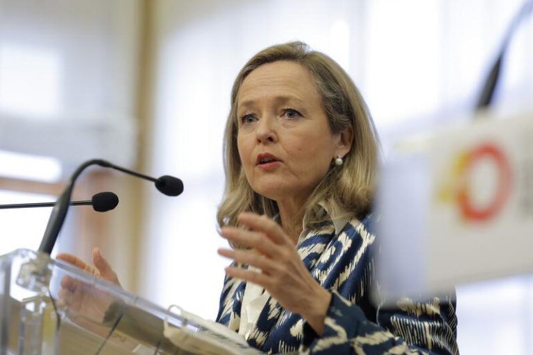 Calviño dice que todas las CCAA se sienten 