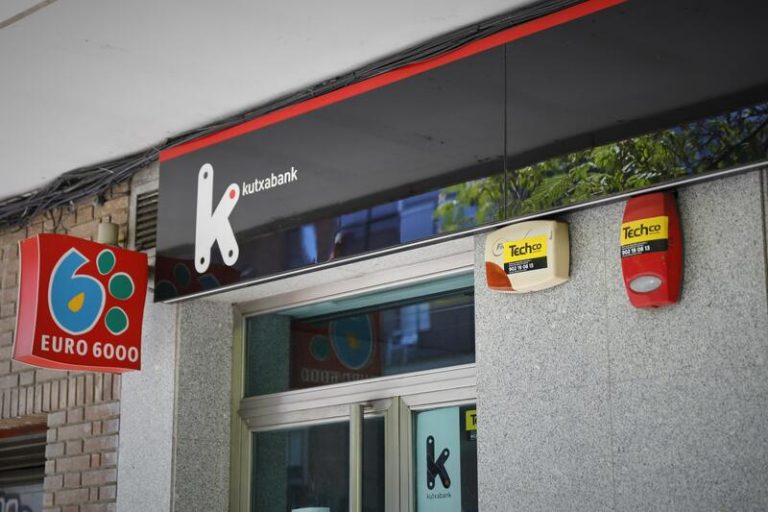 Fitch prevé que la rentabilidad de la banca mediana española se acerque al nivel prepandemia en 2022