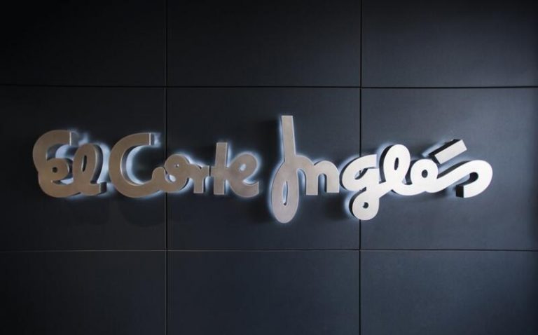 El Corte Inglés da 'luz verde' a la entrada de Mutua