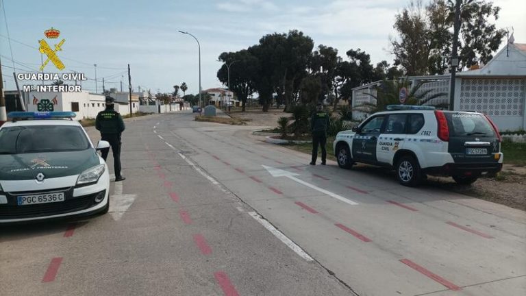 Detenidos 2 jóvenes en Melilla por intentar robar a un hombre de 56 años usando armas blancas