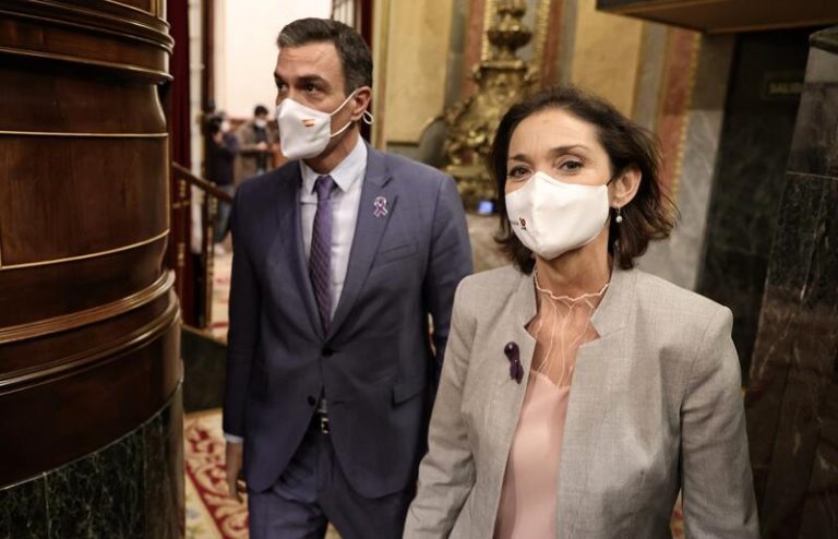 El Congreso debate el martes una ley para dar beneficios fiscales a la industria electrointensiva