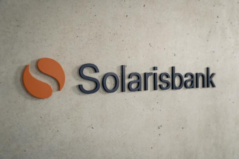 Solarisbank materializa su fusión con Contis y anuncia su intención de salir a Bolsa