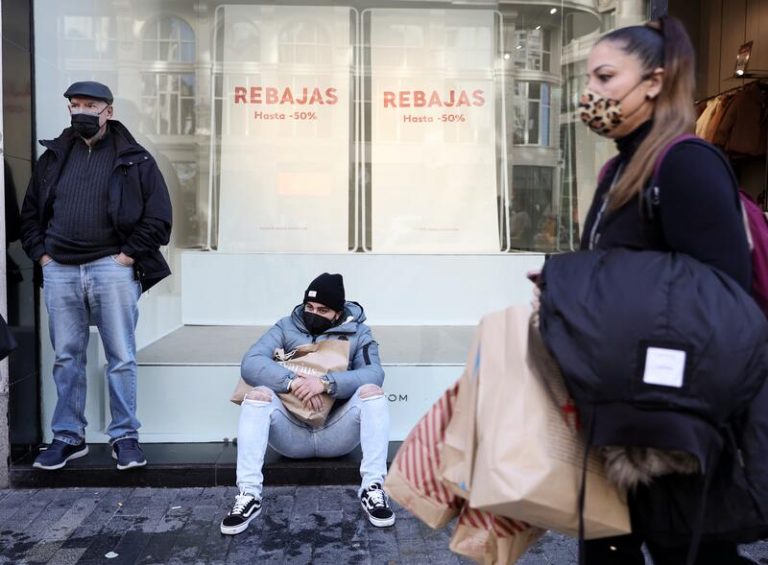 Comerciantes creen que ómicron y los descuentos permanentes 