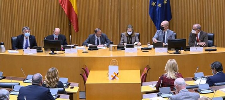 Expertos reflexionan sobre los 20 años de la transferencia sanitaria a las CCAA