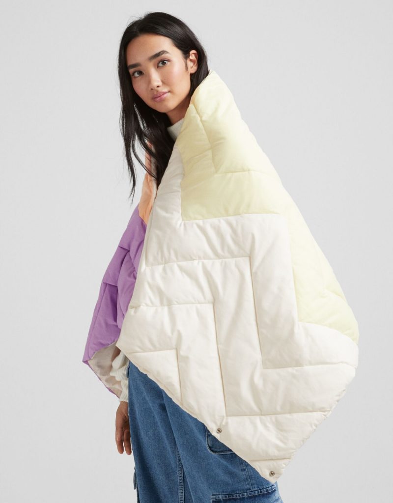 Esta parka de Bershka está en tres colores y rebajada un 30%