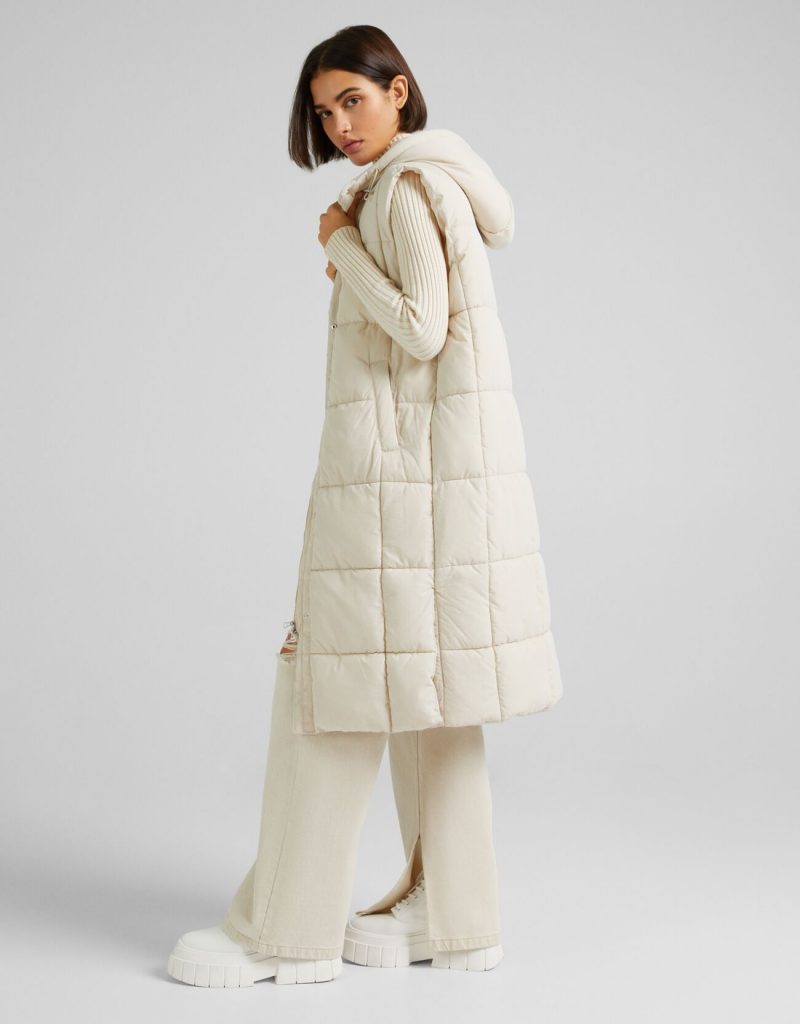 Esta parka de Bershka está en tres colores y rebajada un 30%