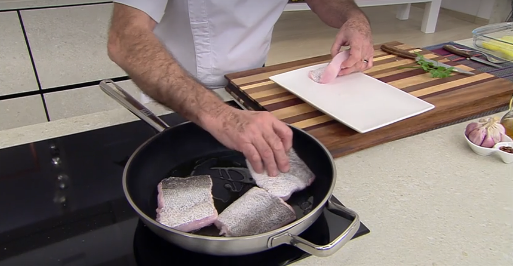 La receta de merluza que Arguiñano le ha copiado a David de Jorge
