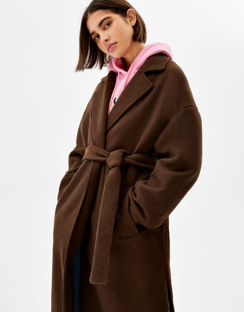 Esta parka de Bershka está en tres colores y rebajada un 30%