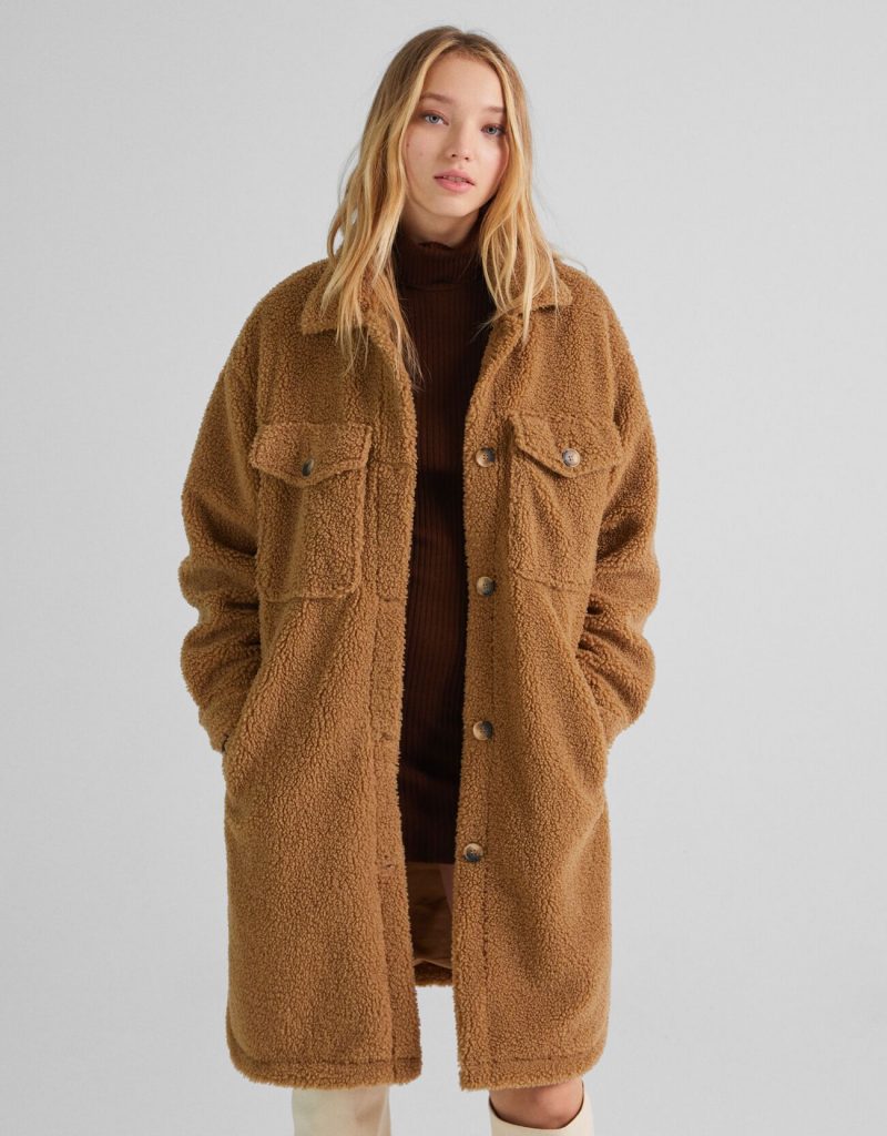 Esta parka de Bershka está en tres colores y rebajada un 30%