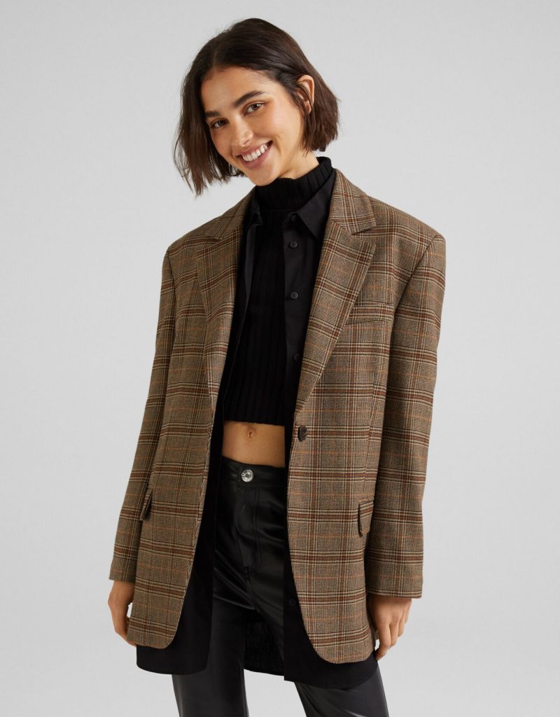 Esta parka de Bershka está en tres colores y rebajada un 30%