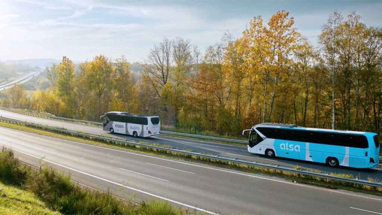 Alsa presenta en Fitur su oferta de movilidad para un 