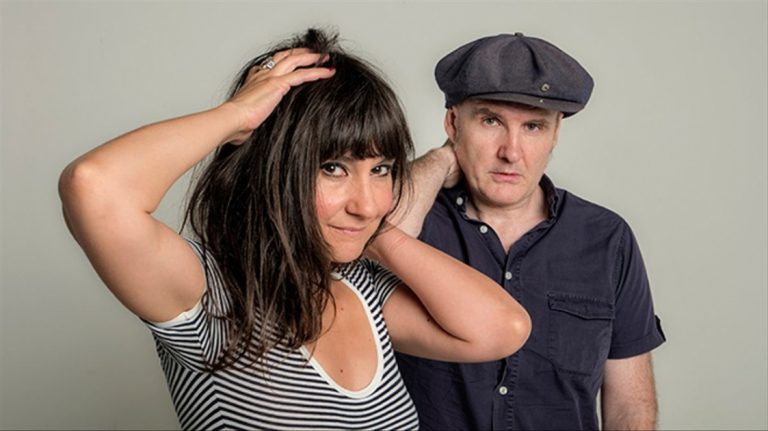 Amaral versiona 'Colegas'