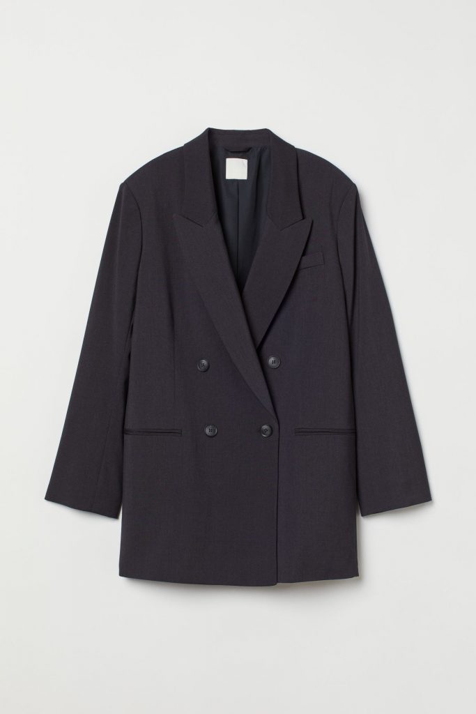 H&M rebaja un 60% este cárdigan largo: solo cuesta 15,99 euros 