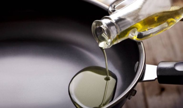 Así sabes si el aceite está listo para freír