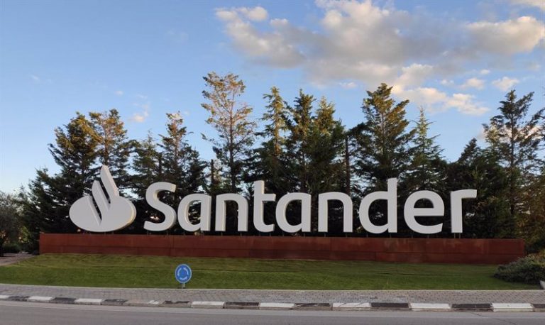 Banco Santander coloca 1.500 millones de deuda sénior preferente a tres años