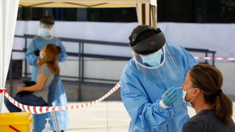 Castilla y León suma 2.123 casos y 49 fallecidos en hospitales desde el viernes