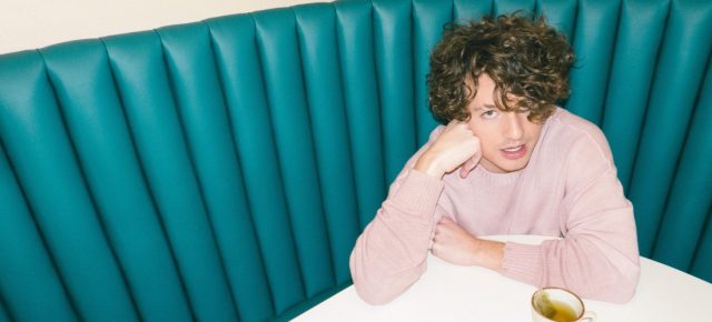 Charlie Puth regresa con 'Light Switch' 2 Charlie Puth Light Switch