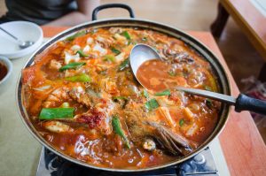 Cocido el truco para quitarle la grasa y que sepa más natural