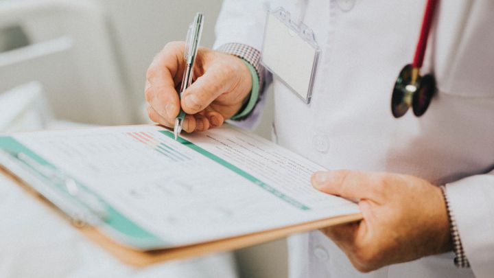 Cómo tramitar la baja laboral si eres positivo en Covid