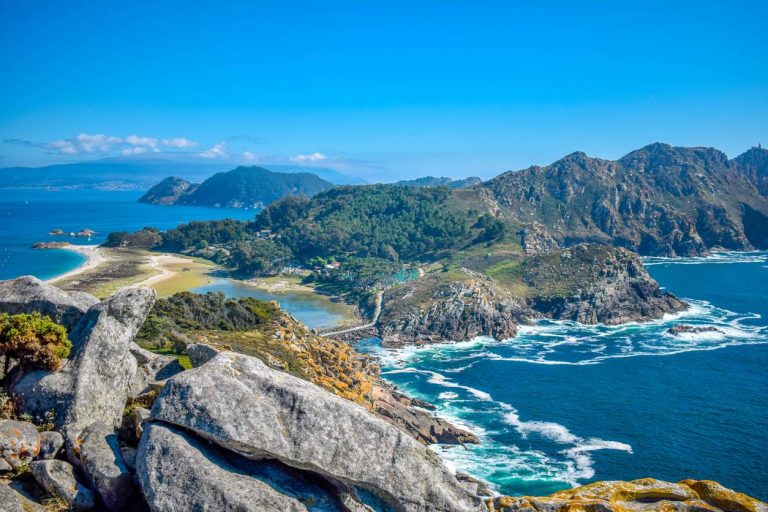 Llevó a su esposo de vacaciones a las Islas Cíes y su opinión del lugar se vuelve viral