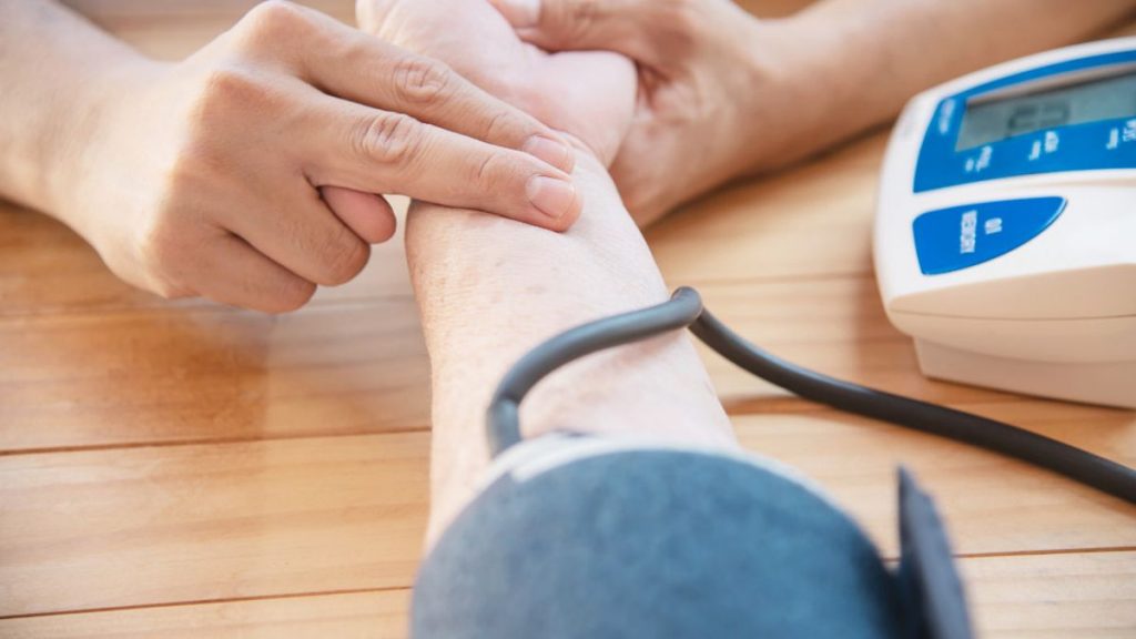 Comer comidas más pequeñas a lo largo del día