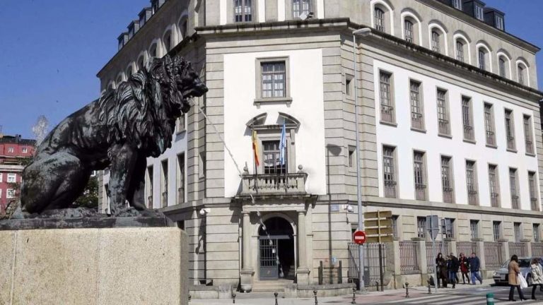 El propietario de un pub de Chantada se enfrenta a 10 años de cárcel por violar a una mujer en 2017