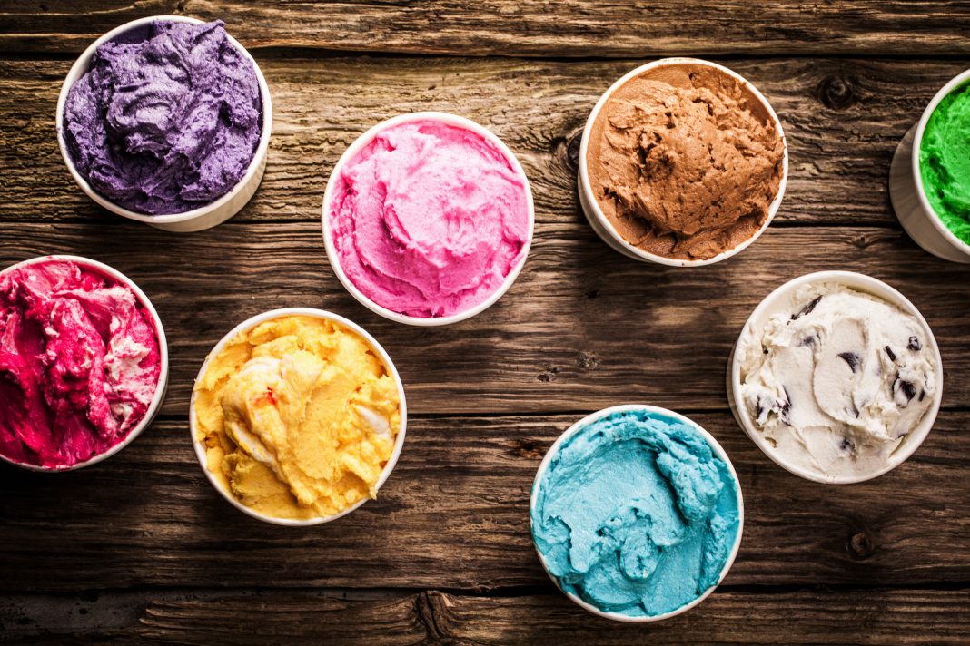 ¿Es saludable cenar solo un yogur o una fruta?