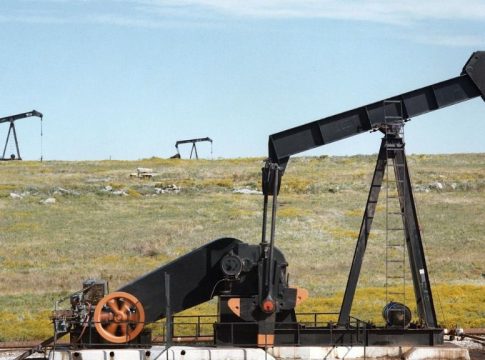 La OPEP espera que la demanda de petróleo supere los 100 millones de barriles diarios en 2022