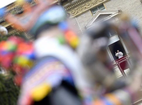 La Santa Sede prevé déficit de 33 millones en 2022 debido a la pandemia y contrae los gatos por tercer año consecutivo