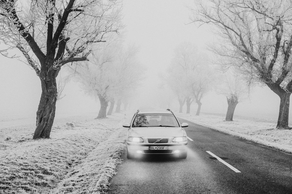 Los agentes de tráfico insisten en la necesidad de usar cadenas