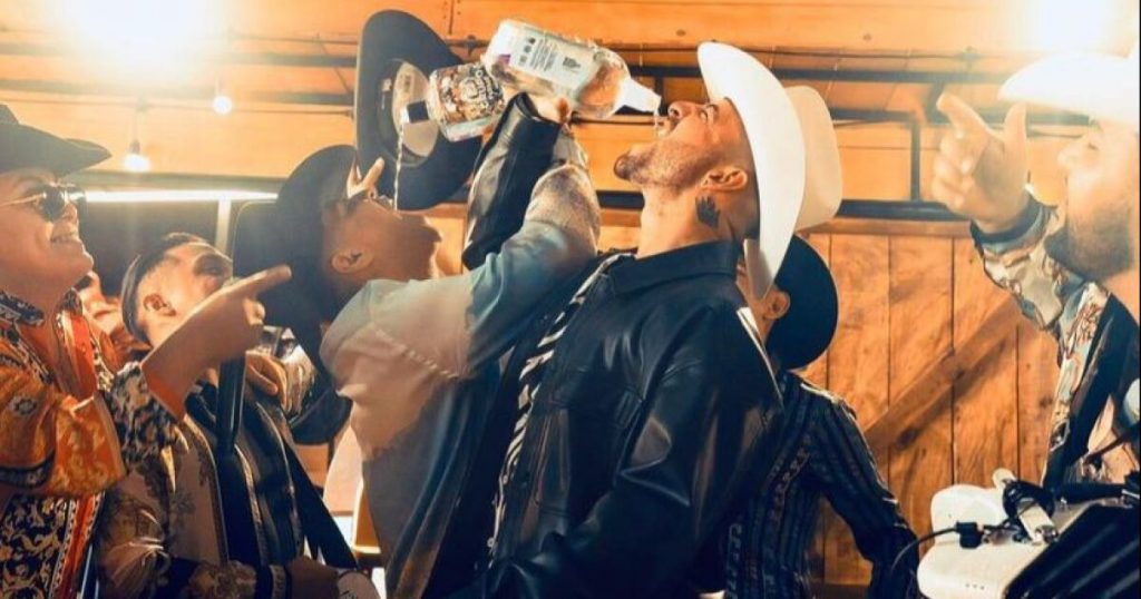 Maluma Grupo Firme cada quien 1