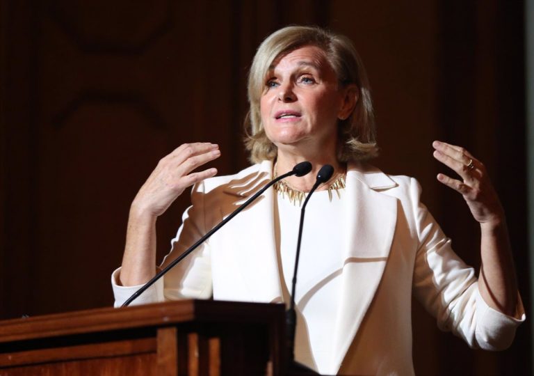 Neira cree que Europa se acerca a una fase de control de la pandemia