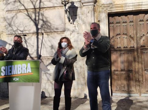 Ortega Smith defiende en Ponferrada un plan de independencia energética para España