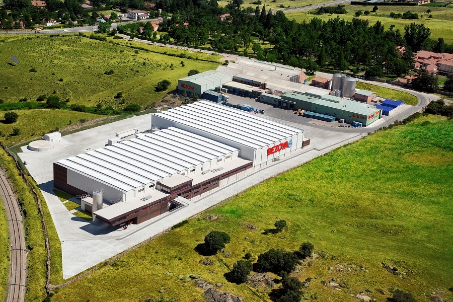 Bezoya cumple su objetivo de botellas 100% plástico reciclado y anuncia la neutralidad en carbono para 2022 1 Planta Bezoya 1