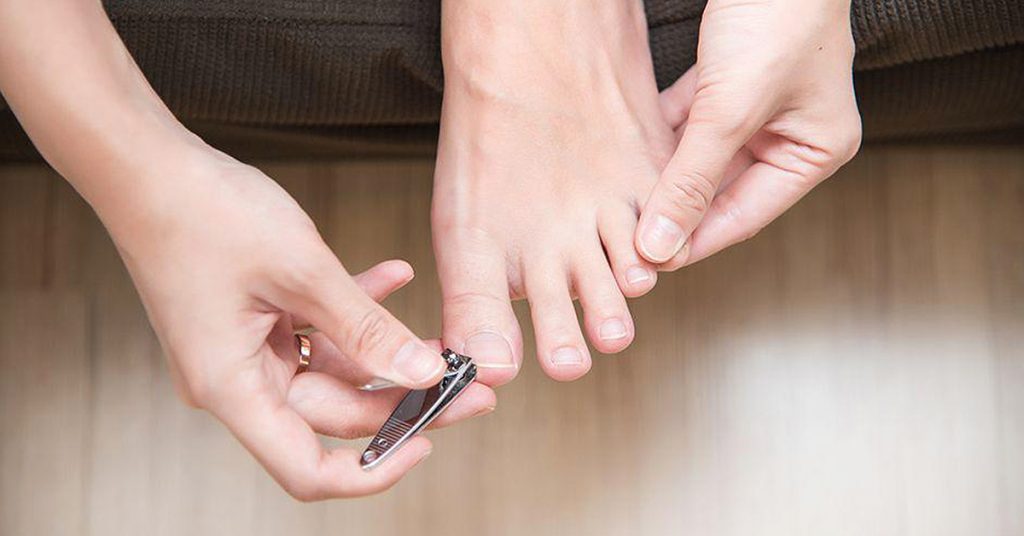 ¿Por qué cuando cortas las uñas no duele?