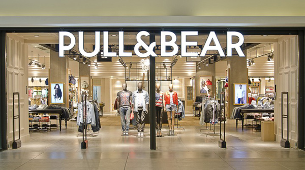 Pull&Bear pone este precioso abrigo a precio de sudadera en las rebajas