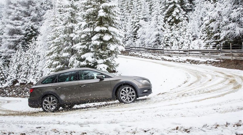Qué es el hielo negro 1 ¿El hielo negro se forma en las aceras, puentes y otros sitios?