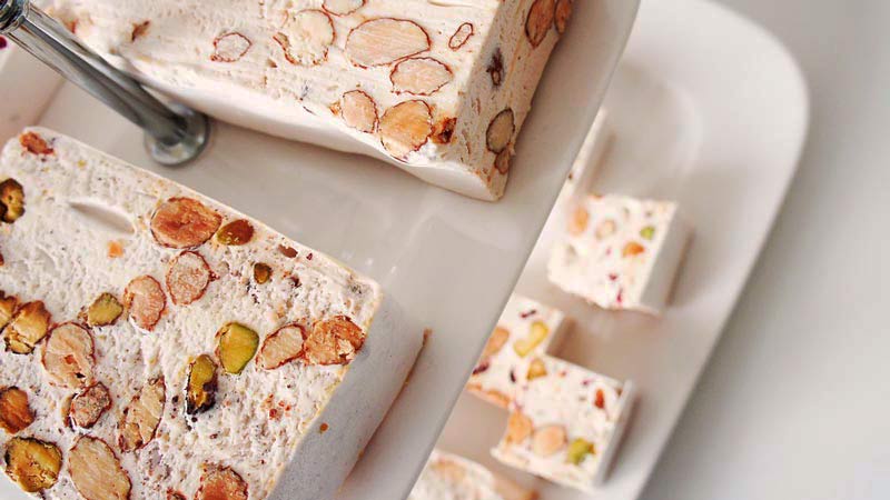 ¿Se puede guardar el turrón de un año para otro?