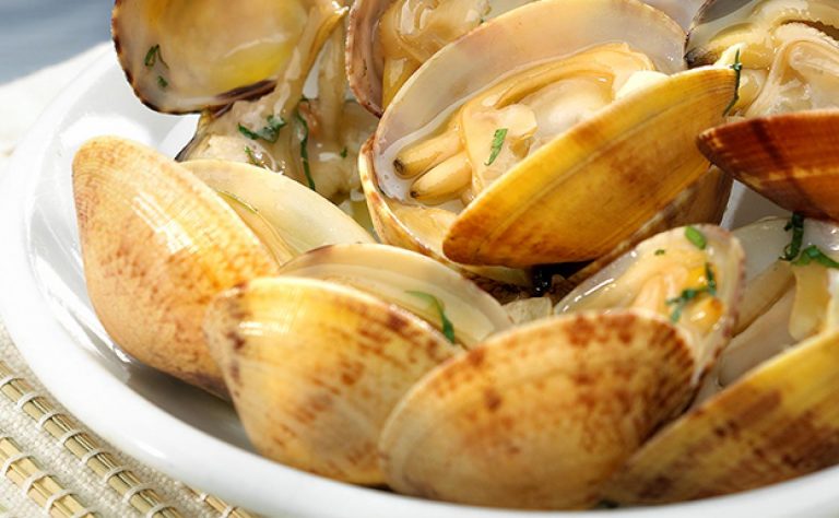 Almejas rellenas: el entrante de Berasategui “con mucho sabor a mar”