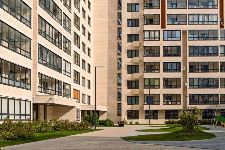 Ley de propiedad horizontal tejados, por Bazán Abogados