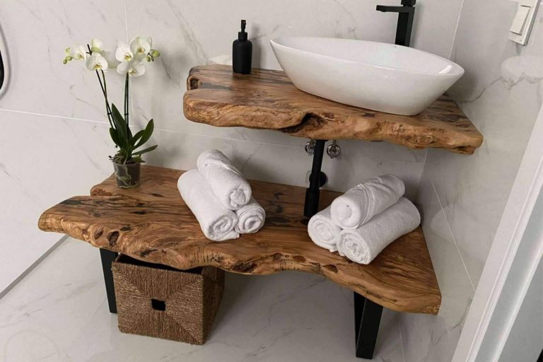 Encimeras de Olivo, un toque natural y elegante para el baño