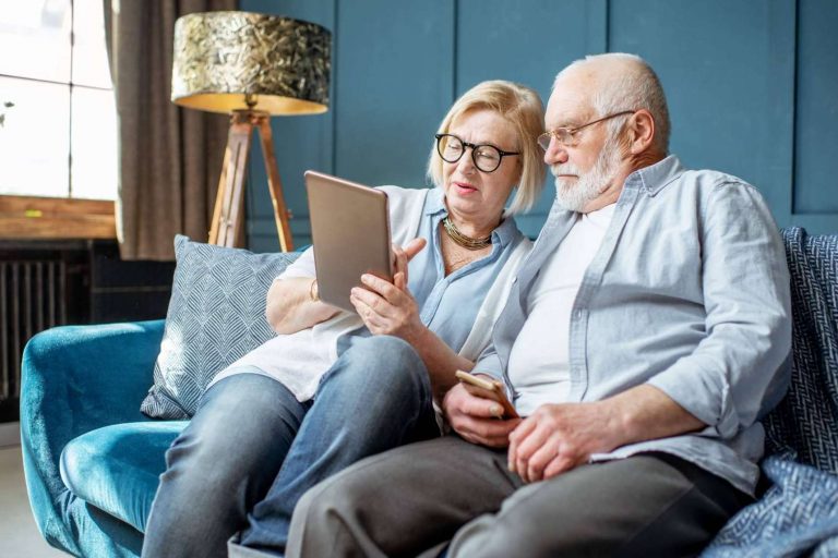 Hablar diariamente es un hábito saludable que nunca debería perderse, por Hablam