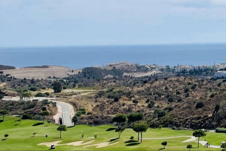 Encontrar el hogar ideal en la Costa del Sol es posible actualmente gracias a LV Real Estate & Architecture